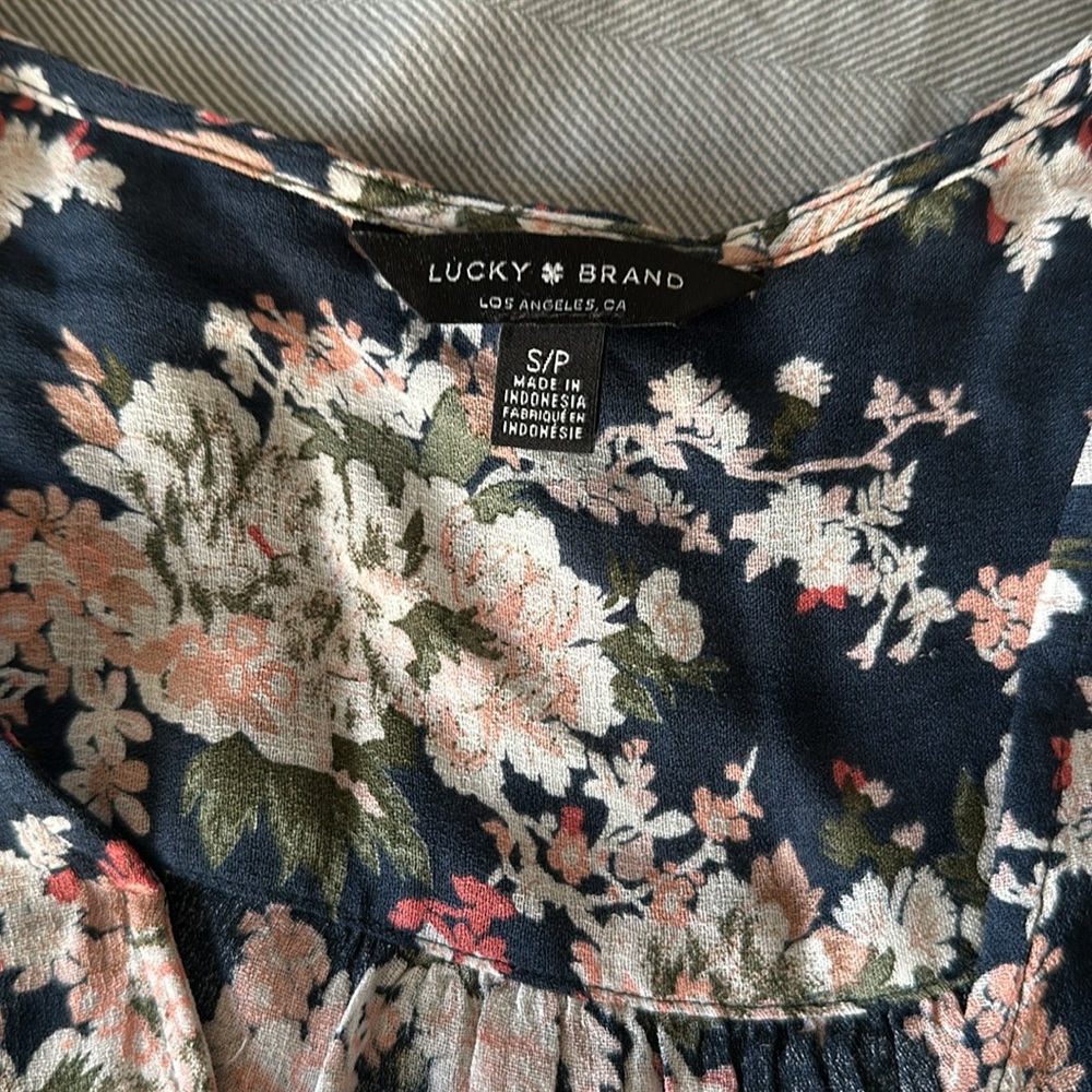 Lucky Brand blouse size small. V neck, crossover front.  Navy floral. - Picture 2 of 5